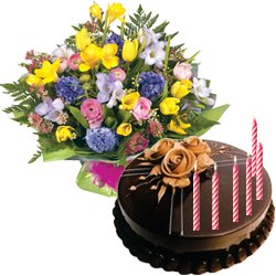 Wonderful Seasonal Flowers Bouquet with Chocolate Cake