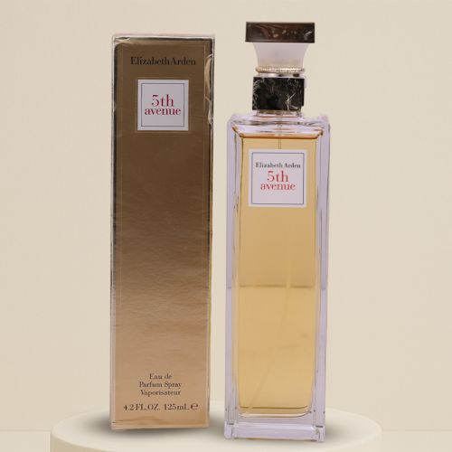 Elizabeth Arden’s Signature Scent Delight