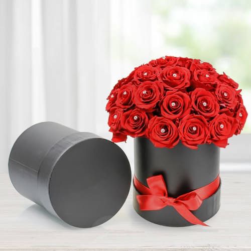 Alluring Red Roses in Black Cardboard Gift Box