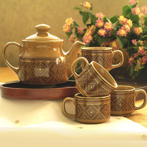 Remarkable Tea Pot N Tray Gift Set