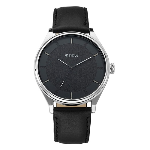 Remarkable Titan Workwear Watch with Black Dial N Leather Strap
